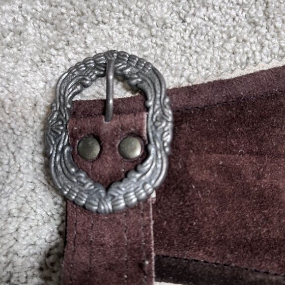 Brown Embroidered Men's Hybrid Shorts - Picture 12 of 16